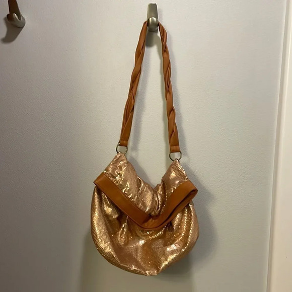 Murval Woman’s copper beaded handbag - Picture 1 of 14